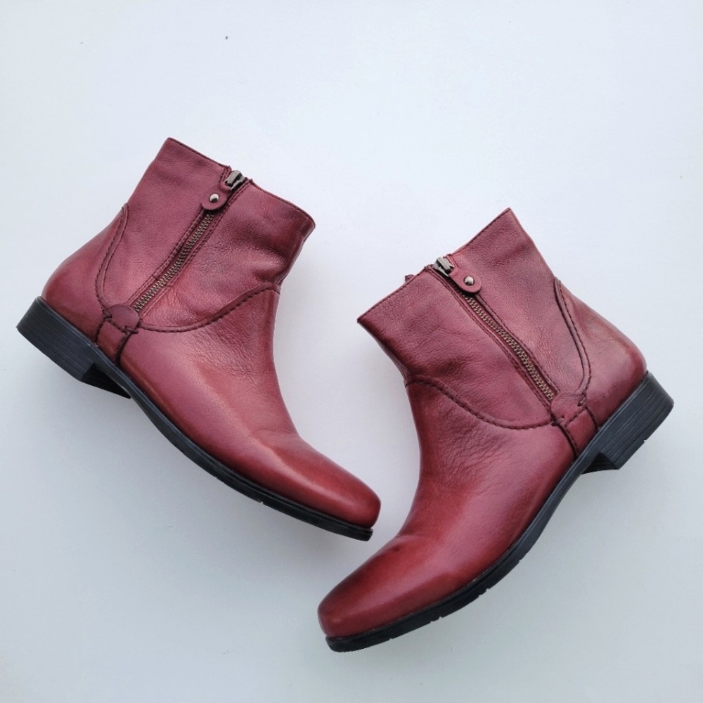 Earthies Burgundy Leather Side-Zip Ankle Boots